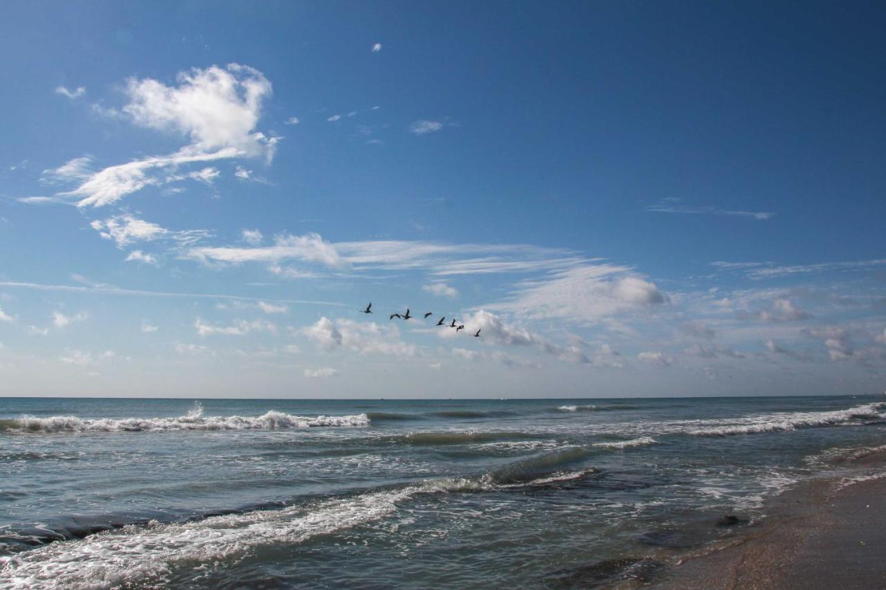Walk To Shore Satellite Beach Condo With Ocean View Extérieur photo