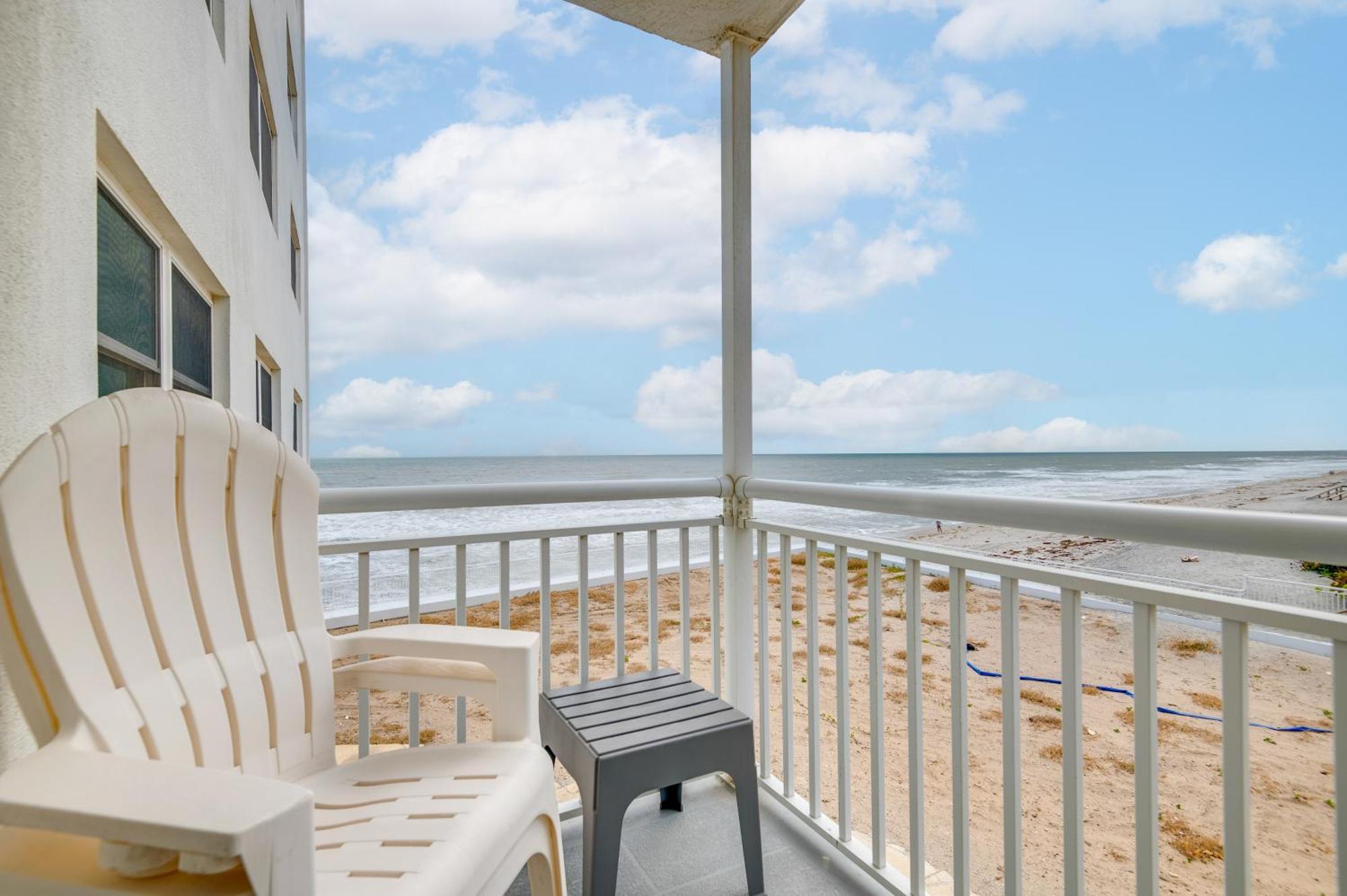 Walk To Shore Satellite Beach Condo With Ocean View Extérieur photo
